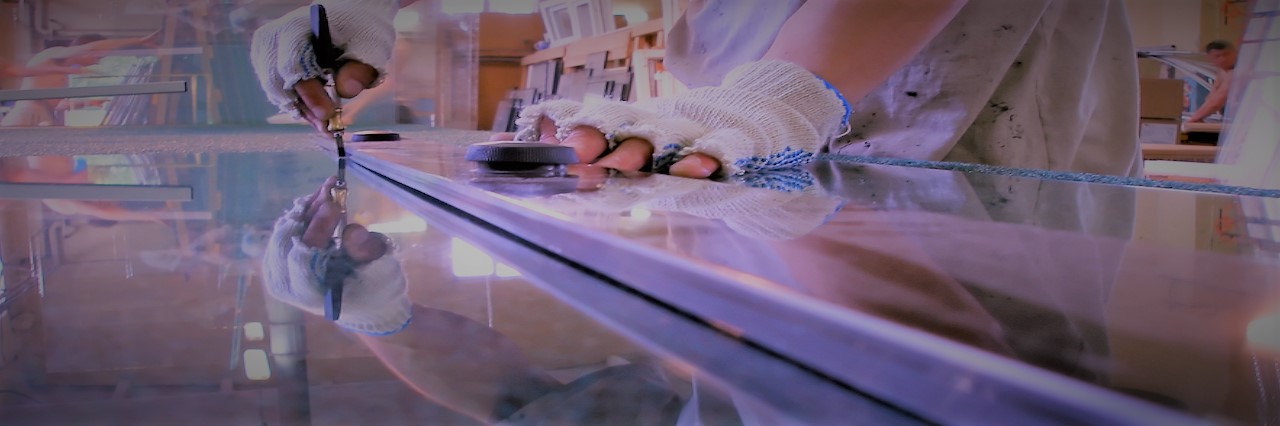 Slider, Glass Cutting Service in West Kensington, W14